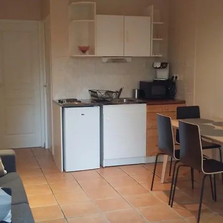 Appartement Dans Propriete Calme En Pleine Nature Charbonnières-les-Bains Exterior foto