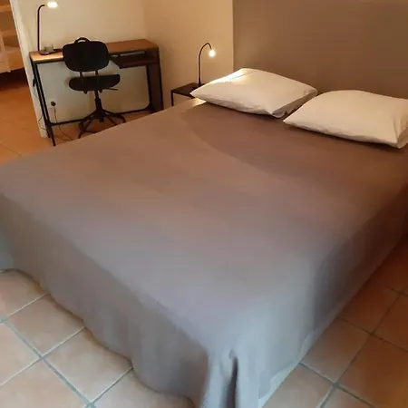 Appartement Dans Propriete Calme En Pleine Nature Charbonnières-les-Bains Exterior foto
